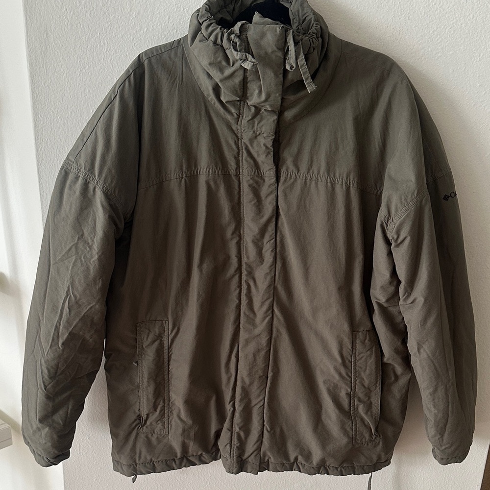 Columbia Men's Dark Olive Puffer Jacket